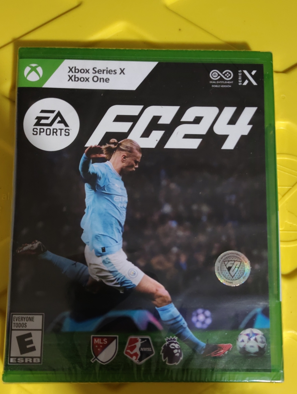 FC 24 Xbox One / Series X - Sealed